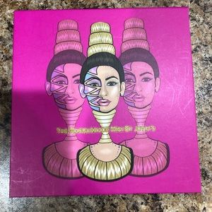 The Masquerade Mini by Juvia’s